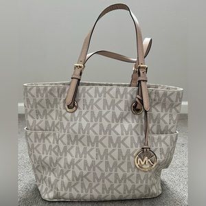 Michael Kors Medium Tote Bag